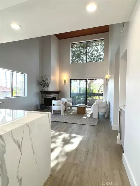 3988 Beethoven St #7, Los Angeles, CA 90066