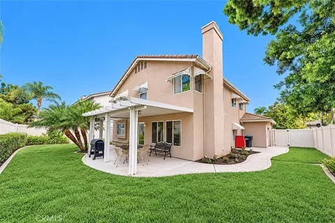 Exterior - 1040 Trailview Ln, Corona, CA 92881 photo 2 of 8