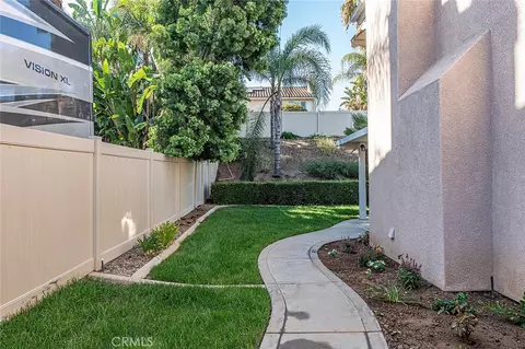 Exterior - 1040 Trailview Ln, Corona, CA 92881 photo 8 of 8