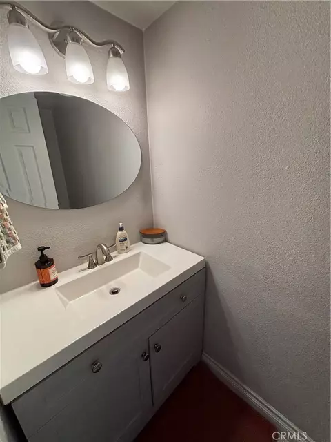 Bath - 10746 Knott Ave, Stanton, CA 90680 photo 1 of 4
