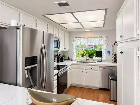 Kitchen - 6681 Caro St #75, Paramount, CA 90723 photo 2 of 3