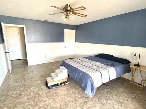 Bedroom - 12285 Riggins Rd, Phelan, CA 92371 photo 2 of 2