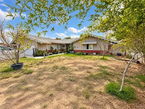 11578 Flower, Riverside, CA 92505 photo 4