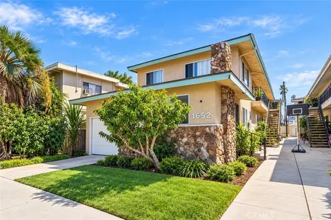 1652 W Lomita Blvd, Harbor City, CA 90710