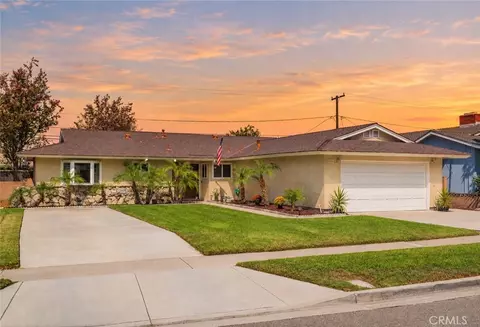 2741 E Viking, Anaheim, CA 92806