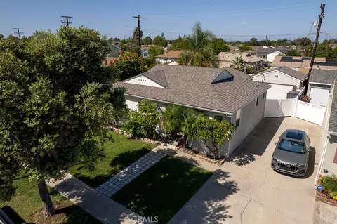 2513 Greentop, Lakewood, CA 90712