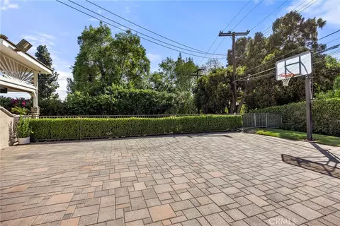 Exterior - 2100 Yucca Ave, Fullerton, CA 92835 photo 13 of 16
