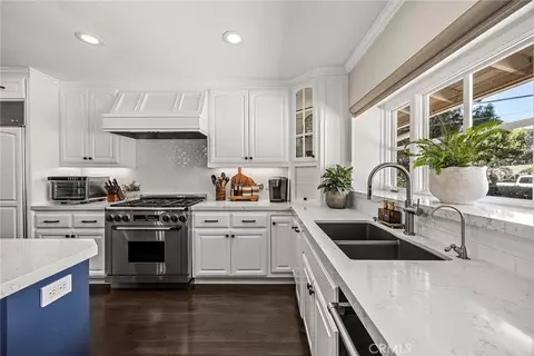 Kitchen - 2100 Yucca Ave, Fullerton, CA 92835 photo 4 of 6