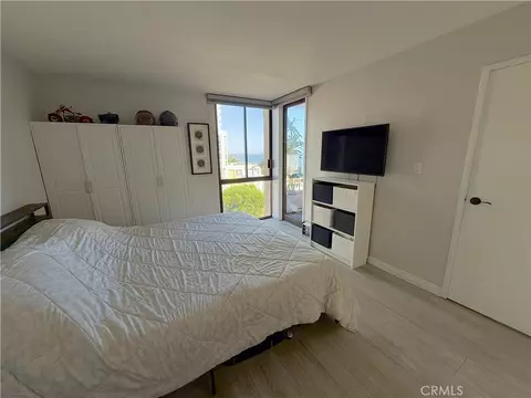 Bedroom - 1750 E Ocean #404, Long Beach, CA 90802 photo 7 of 8