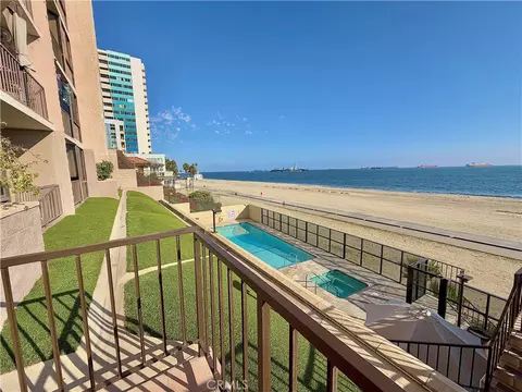 View/Area - 1750 E Ocean #404, Long Beach, CA 90802 photo 6 of 15