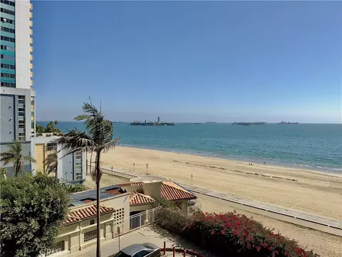 View/Area - 1750 E Ocean #404, Long Beach, CA 90802 photo 4 of 15