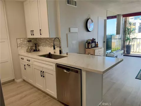 Kitchen - 1750 E Ocean #404, Long Beach, CA 90802 photo 3 of 8