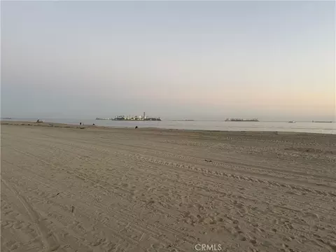 View/Area - 1750 E Ocean #404, Long Beach, CA 90802 photo 12 of 15