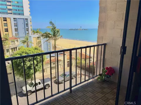 View/Area - 1750 E Ocean #404, Long Beach, CA 90802 photo 3 of 15