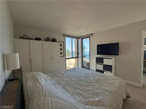 Bedroom - 1750 E Ocean #404, Long Beach, CA 90802 photo 2 of 8
