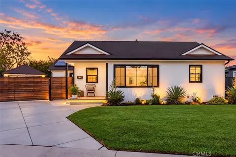 5442 E Walkerton St, Long Beach, CA 90808