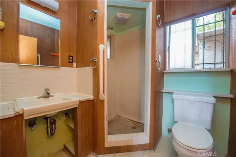 Bath - 24 Fredalba, Running Springs, CA 92382 photo 1 of 1