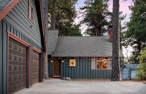 Exterior - 31459 Onacrest Dr, Running Springs, CA 92382 photo 2 of 13