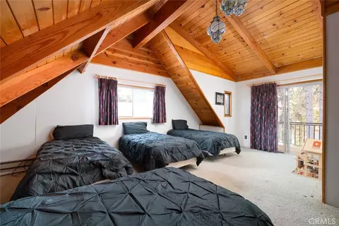 Bedroom - 31459 Onacrest Dr, Running Springs, CA 92382 photo 4 of 4