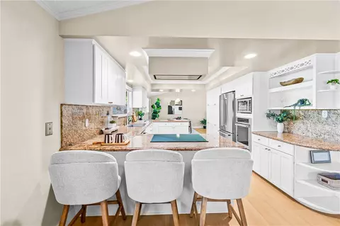 Kitchen - 3161 Mainway Dr, Los Alamitos, CA 90720 photo 4 of 9