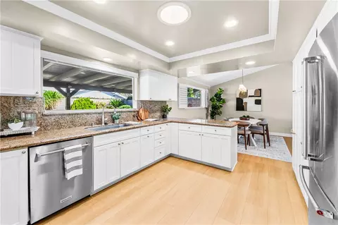 Kitchen - 3161 Mainway Dr, Los Alamitos, CA 90720 photo 8 of 9