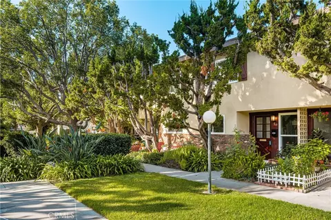 1919 Sherry Ln #46, Santa Ana, CA 92705
