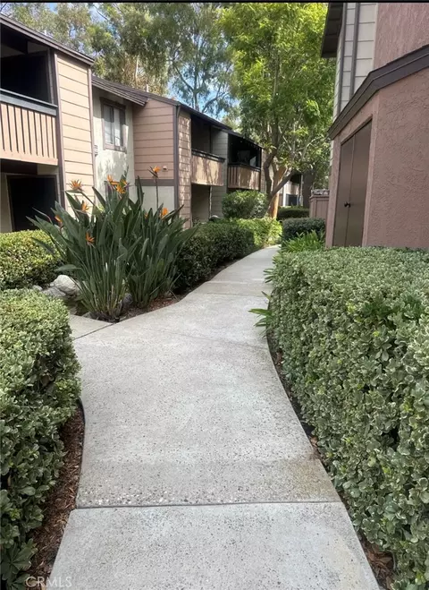 20702 El Toro, Lake Forest, CA 92630