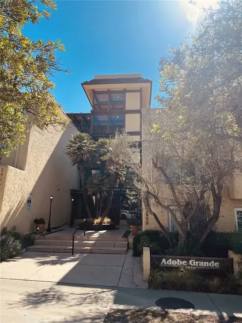 5950 Buckingham #410, Culver City, CA 90230