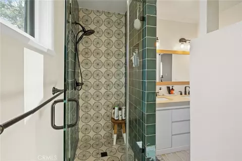Bath - 368 Vine, Upland, CA 91786 photo 4 of 4