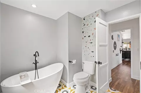 Bath - 368 Vine, Upland, CA 91786 photo 1 of 4