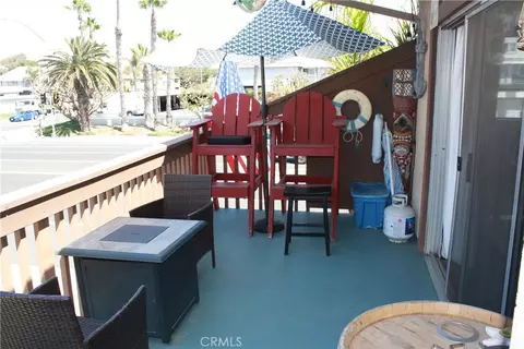 Exterior - 17101 4th, Sunset Beach, CA 90742 photo 5 of 6