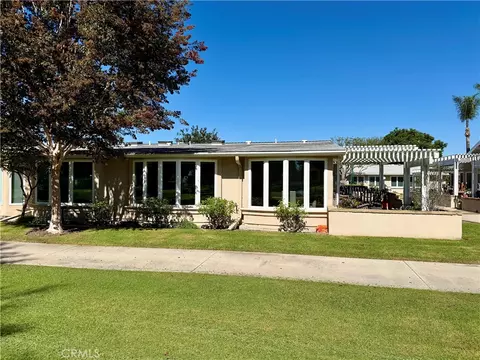 1760 Sunningdale Rd M14-14a, Seal Beach, CA 90740