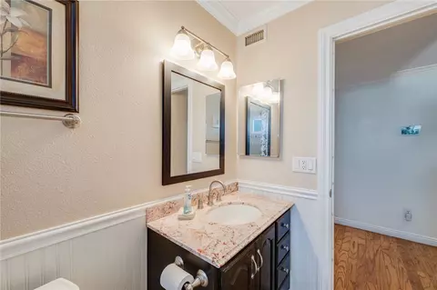 Bath - 11621 Fireside, Whittier, CA 90604 photo 2 of 4