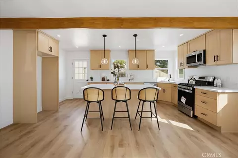 Kitchen - 641 Plaza Serena, Ontario, CA 91764 photo 1 of 3