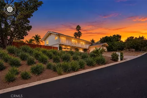 10381 Brightwood, North Tustin, CA 92705