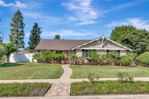 16207 Summershade, La Mirada, CA 90638