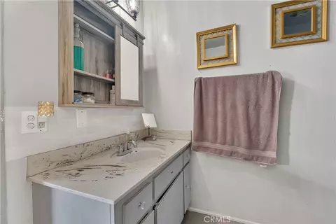 Bath - 4883 Jackson, Riverside, CA 92503 photo 2 of 3