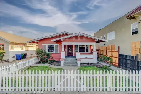 1700 E 7th, Long Beach, CA 90813 photo 2