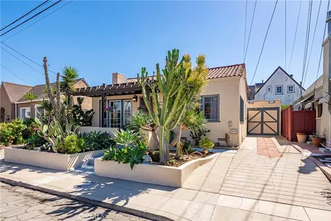 Exterior - 4500 E Barker Way, Long Beach, CA 90814 photo 3 of 3