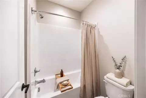 Bath - 83 Henson, Irvine, CA 92620 photo 2 of 4