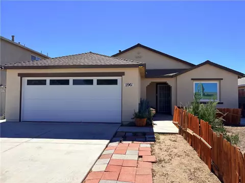 11961 Luna Rd, Victorville, CA 92392