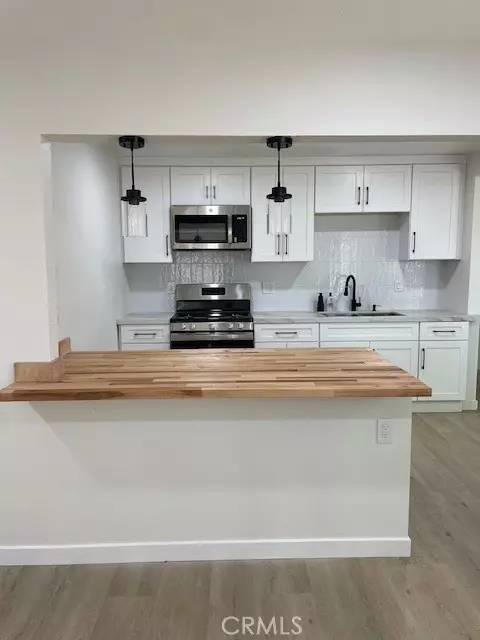 Kitchen - 7746 Geronimo, Yucca Valley, CA 92284 photo 1 of 3