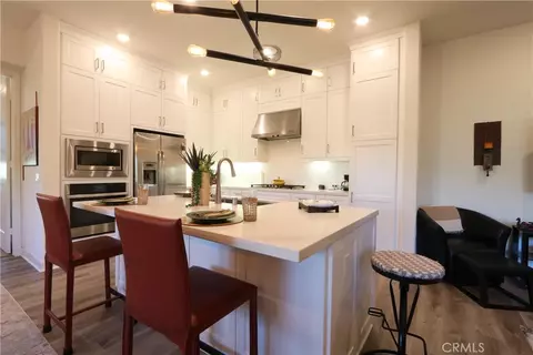 Kitchen - 129 Carlow, Irvine, CA 92618 photo 4 of 5