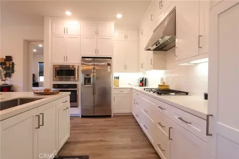 Kitchen - 129 Carlow, Irvine, CA 92618 photo 3 of 5