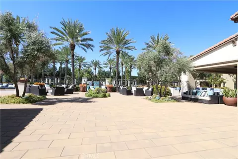 Exterior - 129 Carlow, Irvine, CA 92618 photo 7 of 9