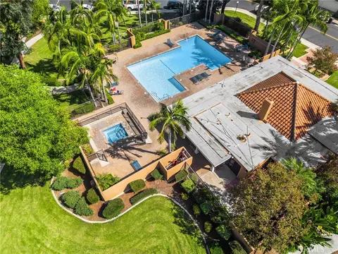 View/Area - 519 Valley Forge Dr, Placentia, CA 92870 photo 4 of 4