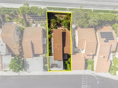 View/Area - 519 Valley Forge Dr, Placentia, CA 92870 photo 2 of 4