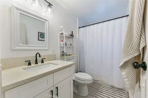 Bath - 1325 E Ocean, Long Beach, CA 90802 photo 2 of 4