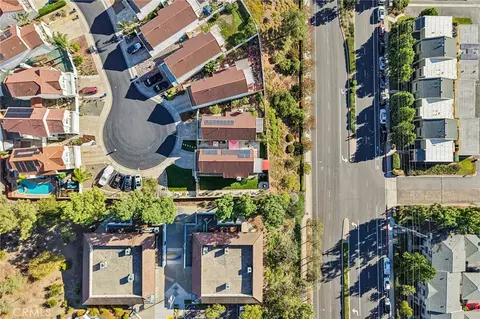 View/Area - 10540 Flora Verda Ct, Santee, CA 92071 photo 4 of 12