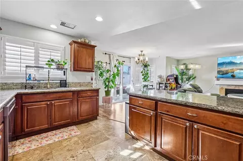 Kitchen - 10540 Flora Verda Ct, Santee, CA 92071 photo 3 of 4